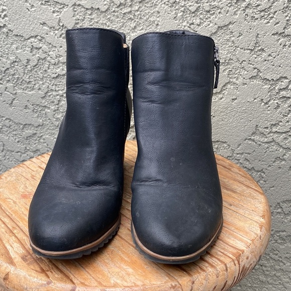 Naturalizer Women Haley Wedge Bootie 9 - Picture 3 of 6